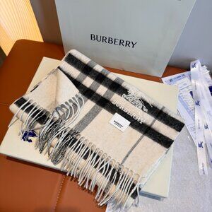 Burberry White Women's Scarf
